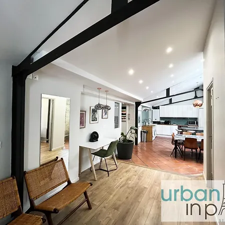 Urbanflat 161 - Spacious Rue De Paradis Apartment *